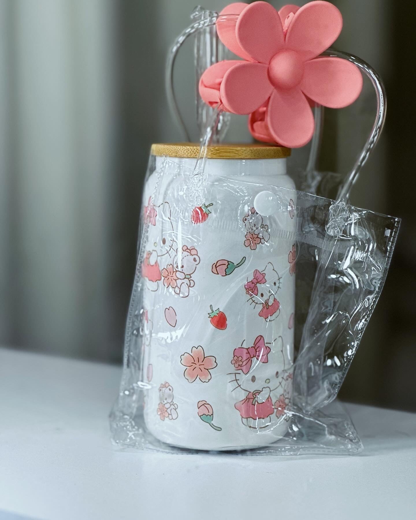 Kitty pink floral glass cup